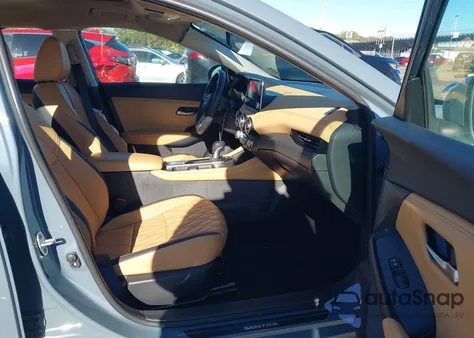 2024 Nissan Sentra Sv Xtronic Cvt z USA, uszkodzony, nr VIN 3N1AB8CV1RY313729